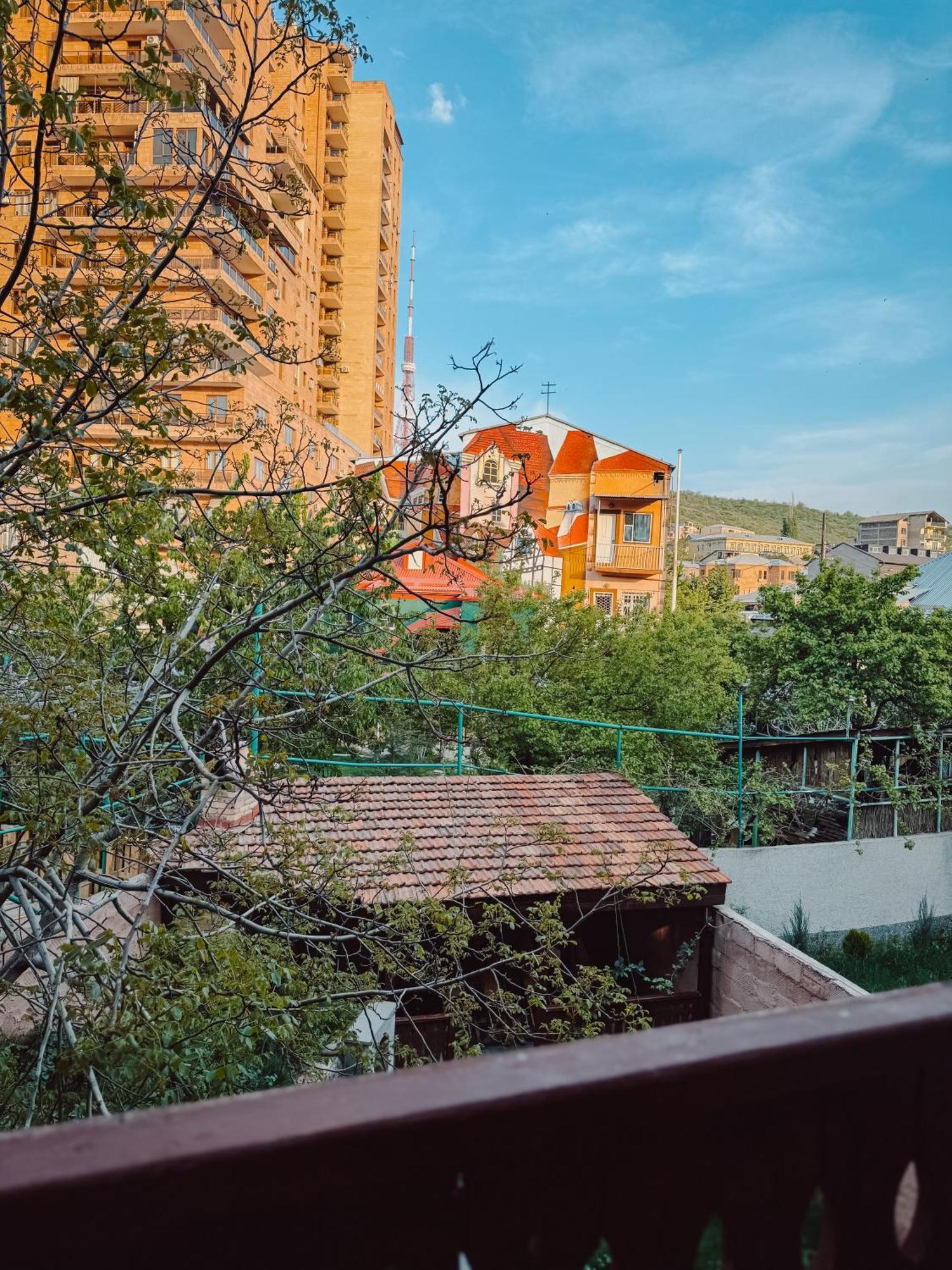 Armenia Hotel Erivan Exterior foto