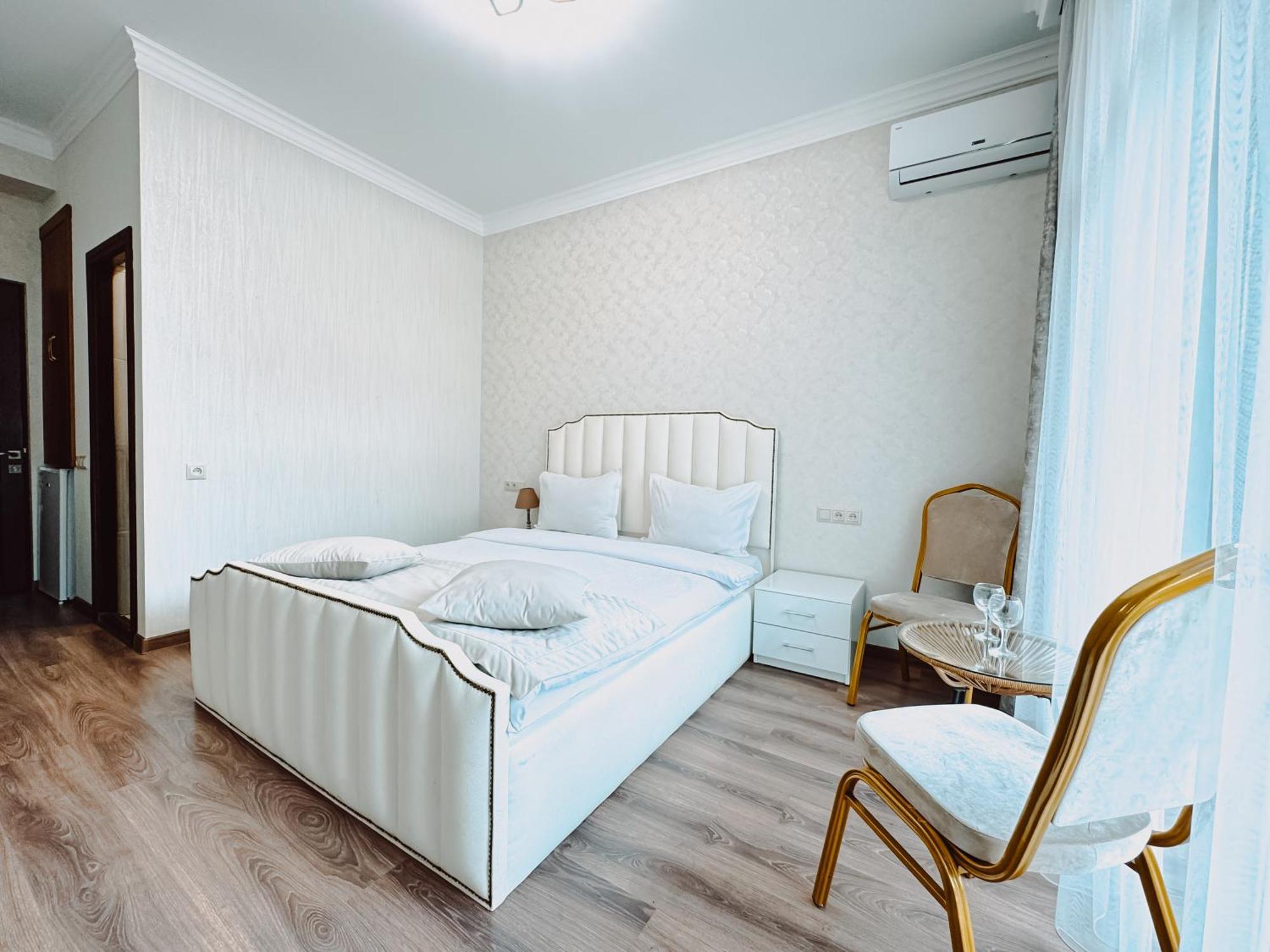 Armenia Hotel Erivan Exterior foto