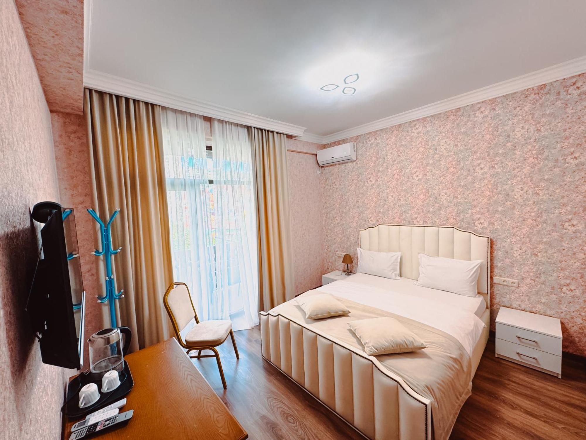 Armenia Hotel Erivan Exterior foto