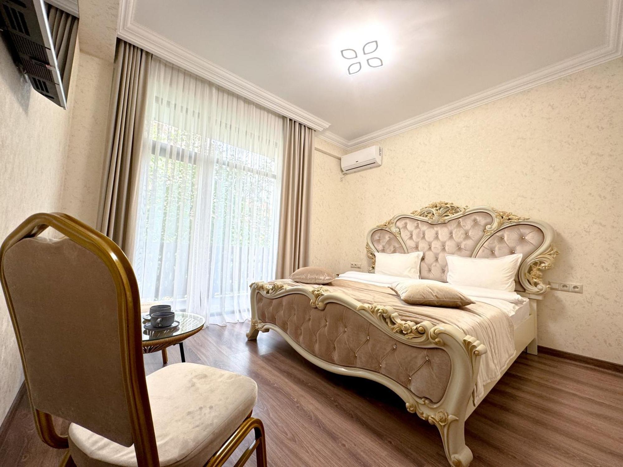 Armenia Hotel Erivan Exterior foto