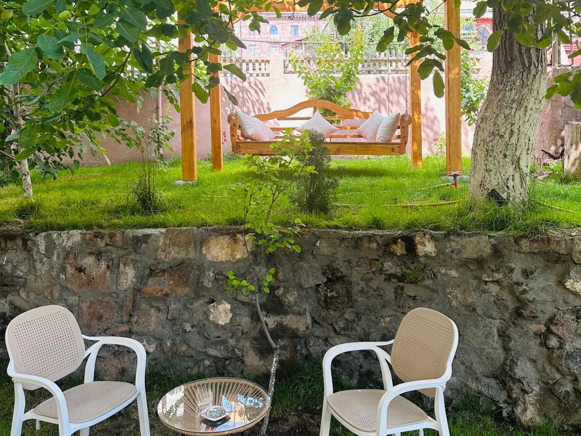 Armenia Hotel Erivan Exterior foto